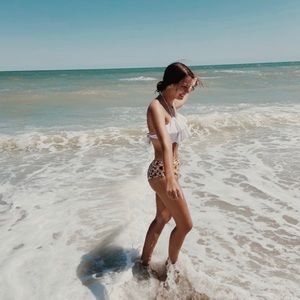 Meet your Posher, Bridget